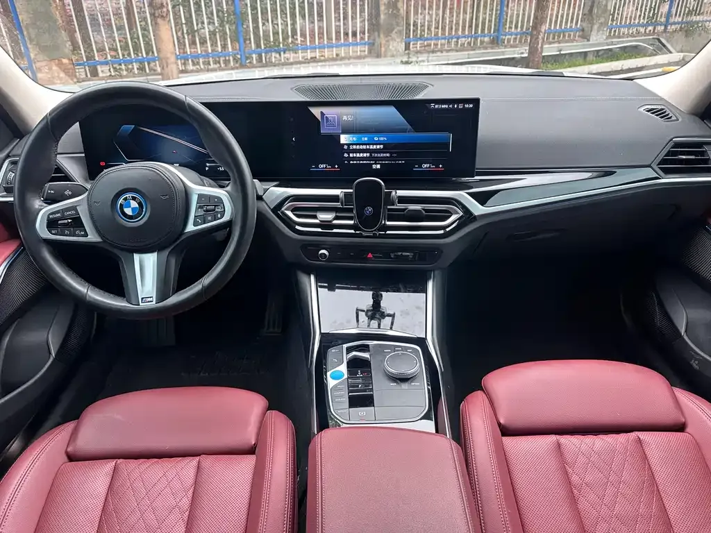 BMW i3 — фото 7