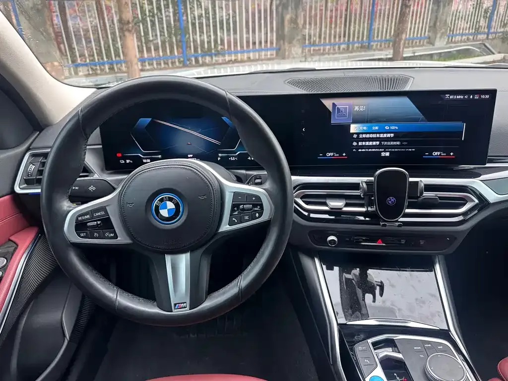 BMW i3 — фото 10