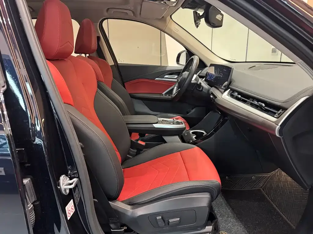 BMW X1 2024 из CN, фото 6