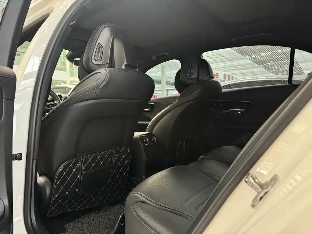 Mercedes-Benz C-Class 2024 из CN, фото 3