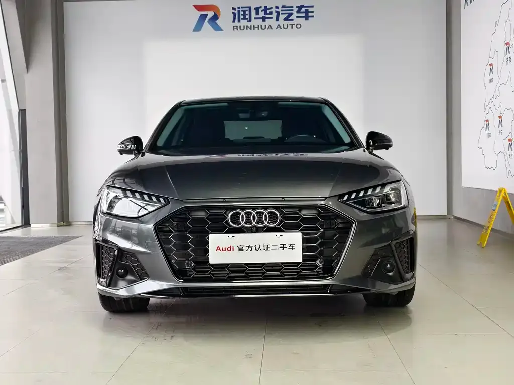 Audi A4L 2023 из CN, фото 6