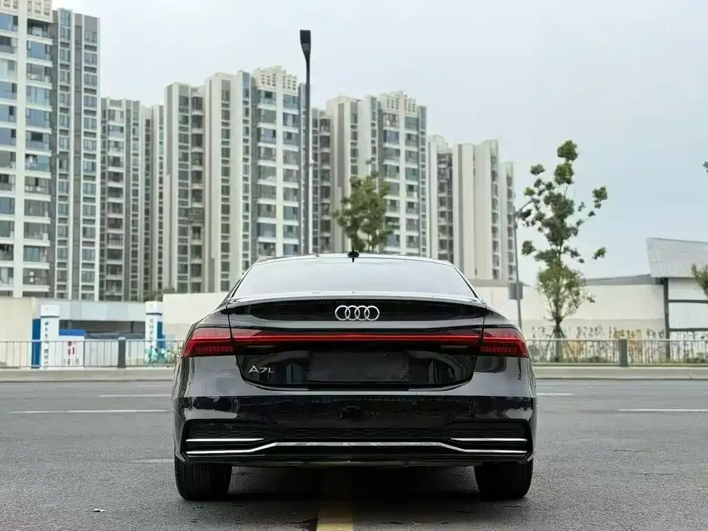 Audi A7L — фото 4