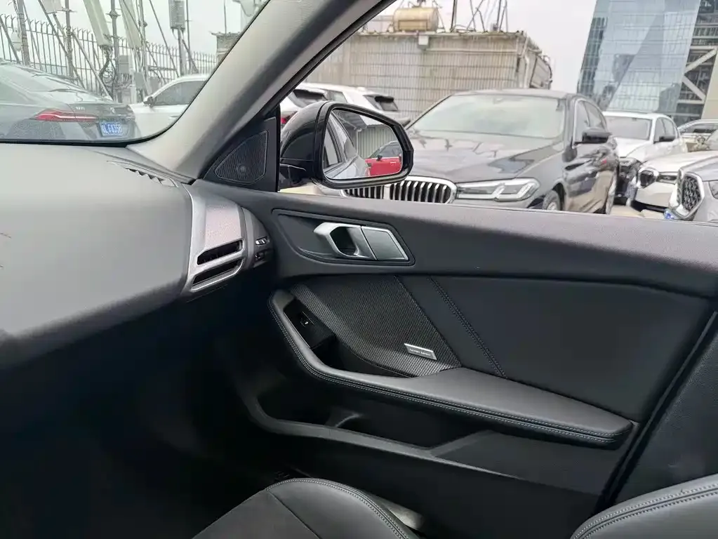 BMW 2 Series 2025 из CN, фото 2