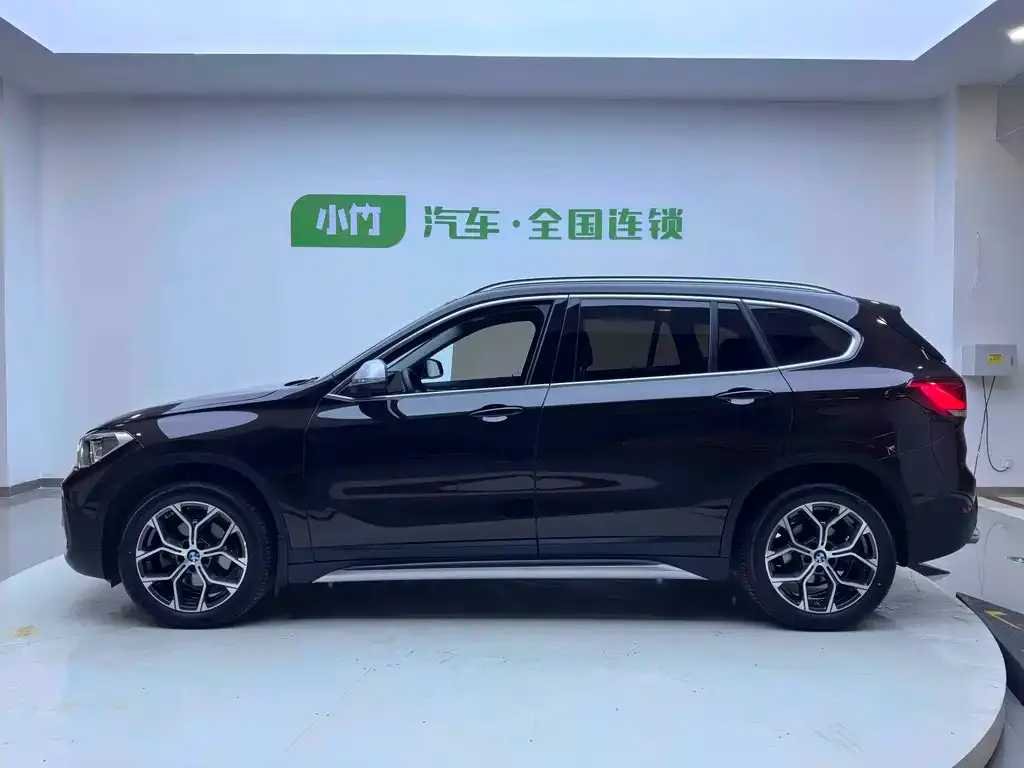 BMW X1 2021 из CN, фото 8