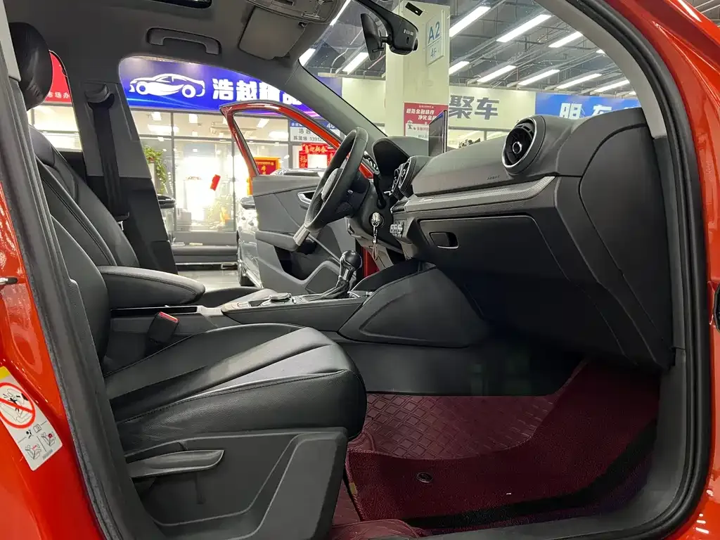 Audi Q2L 2021 из CN, фото 9