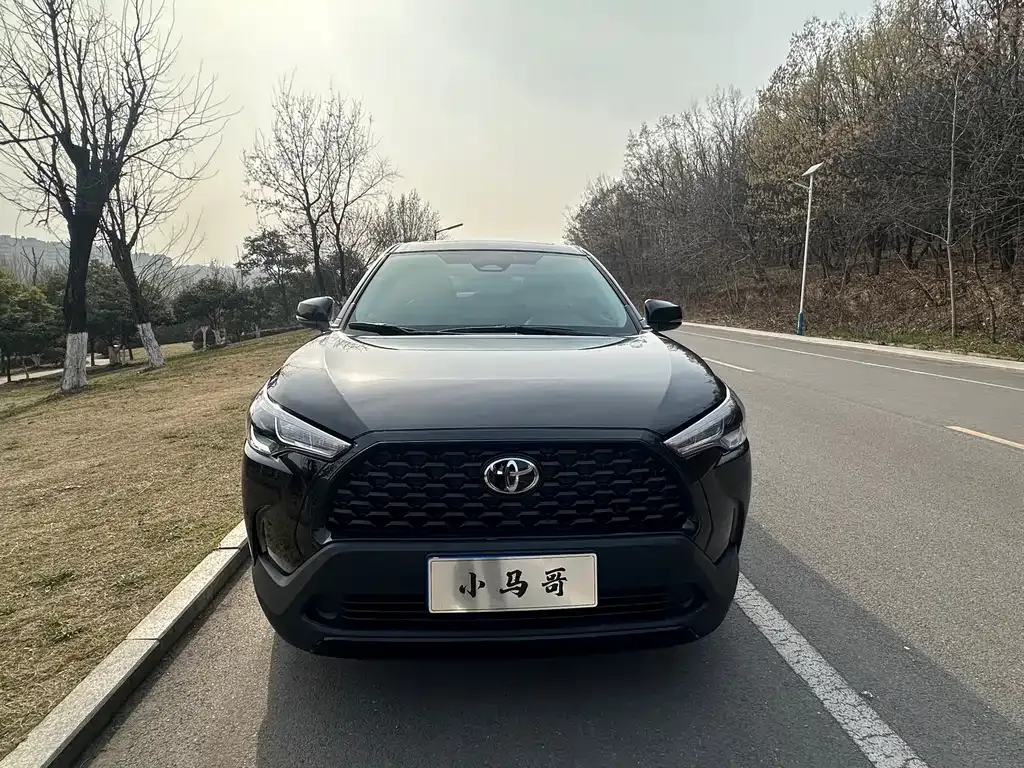 Toyota Corolla Cross — фото 4