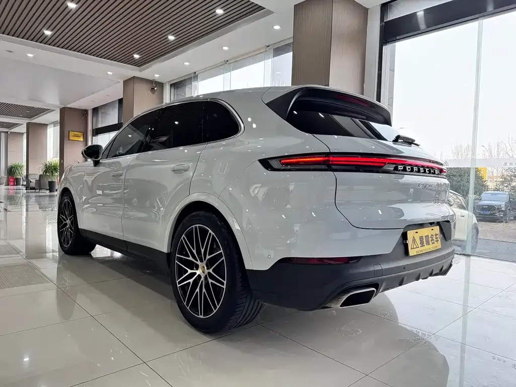 Porsche Cayenne 2024 из CN, фото 10