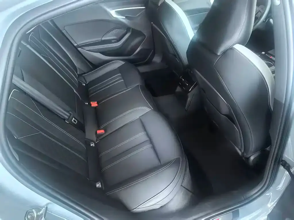 Audi A5L 2025 из CN, фото 5