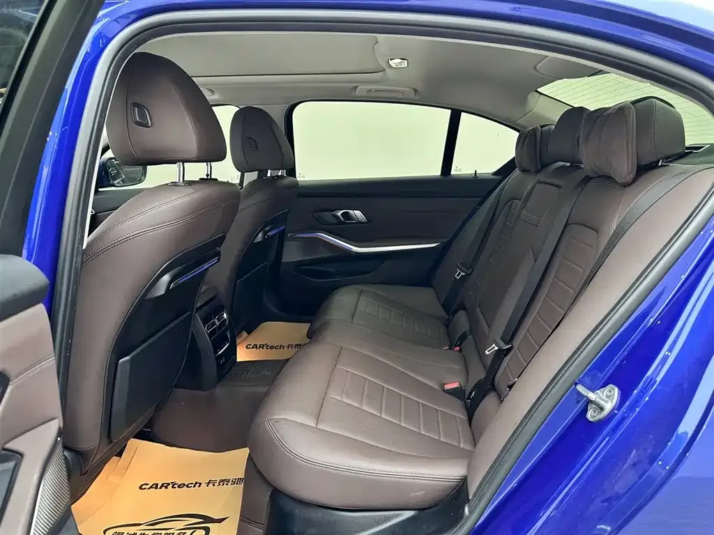 BMW 3 Series 2021 из CN, фото 9