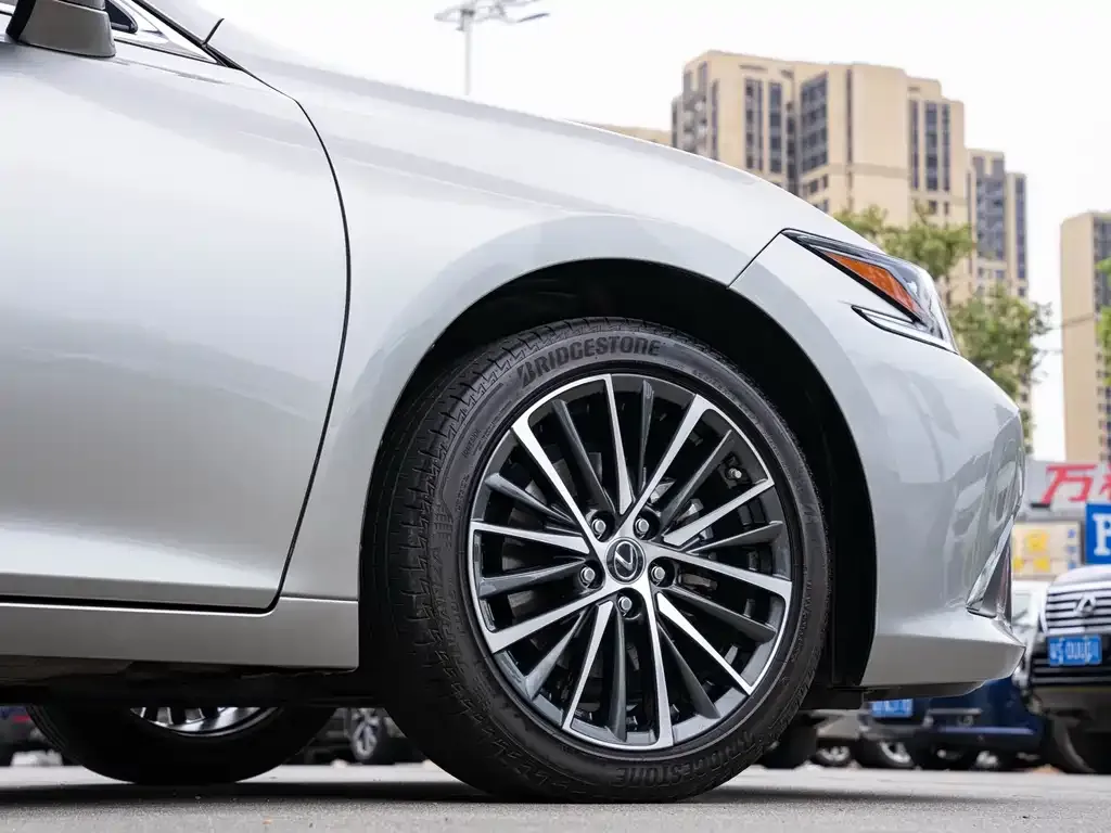Lexus ES 2021 из CN, фото 7