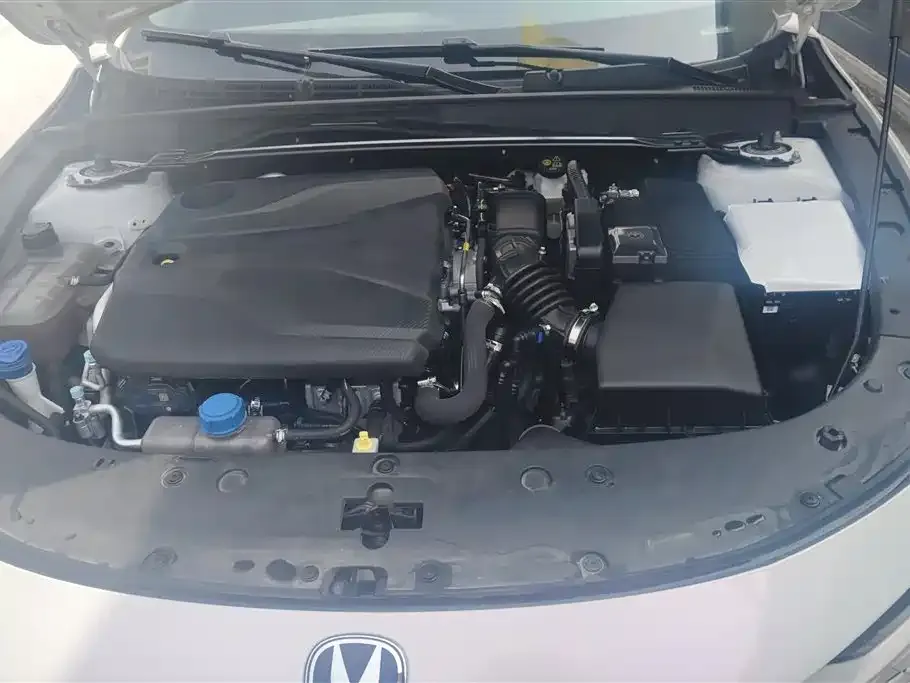 Changan UNI-V 2023 из CN, фото 4