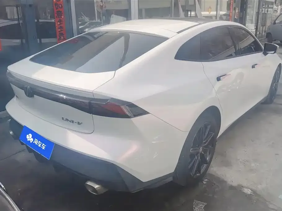 Changan UNI-V 2023 из CN, фото 8