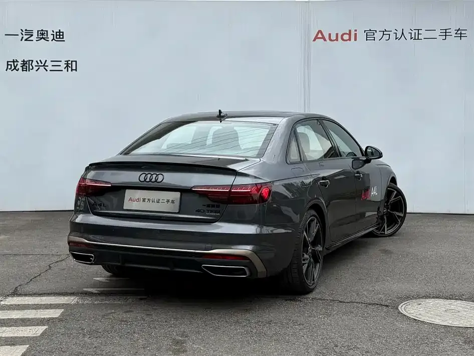 Audi A4L — фото 5