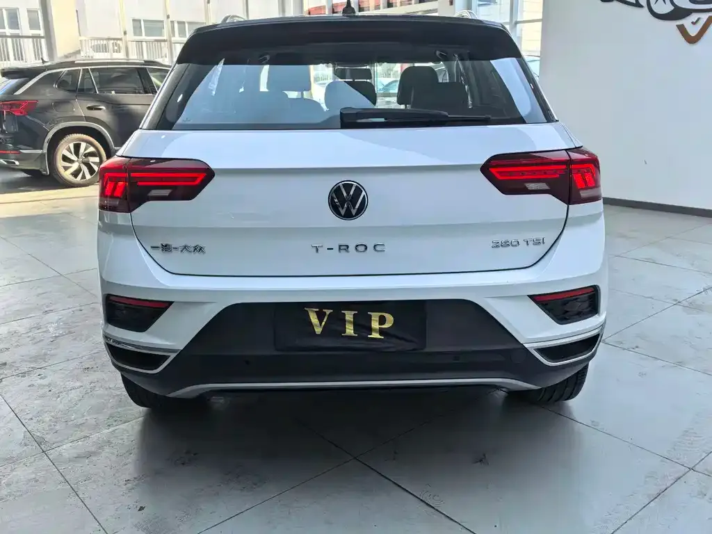 Volkswagen T-Roc 2023 из CN, фото 9