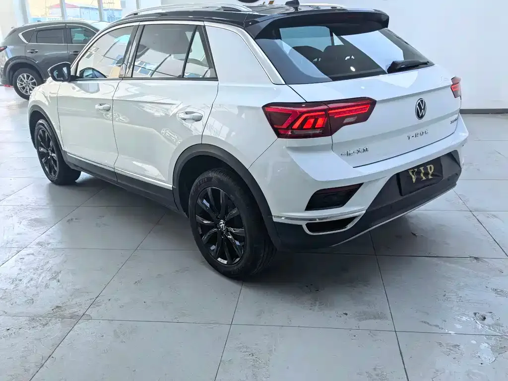 Volkswagen T-Roc 2023 из CN, фото 4