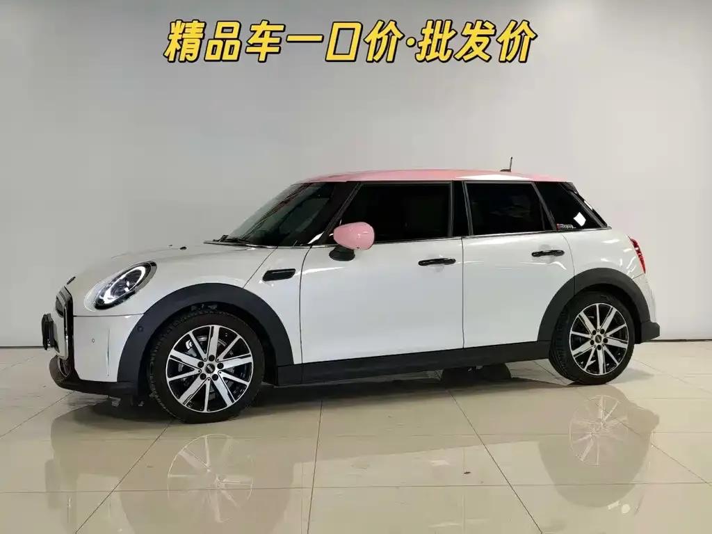 MINI Cooper (3-door) 2023 из CN, фото 1