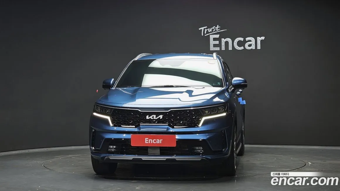Kia Sorento — фото 10