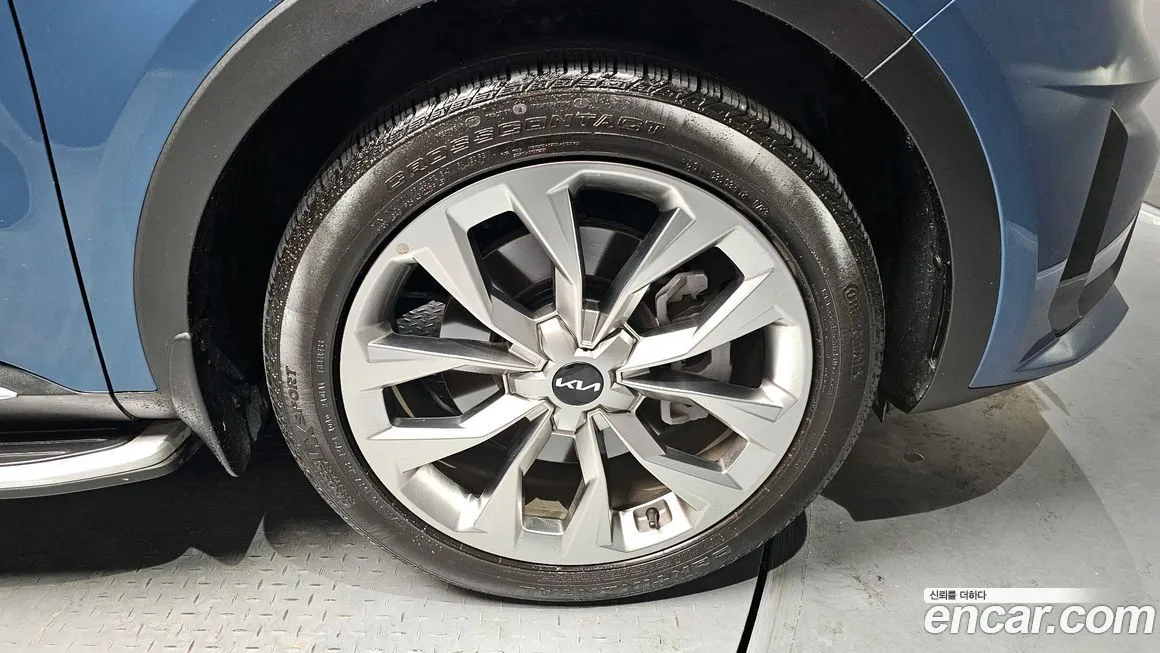 Kia Sorento — фото 3