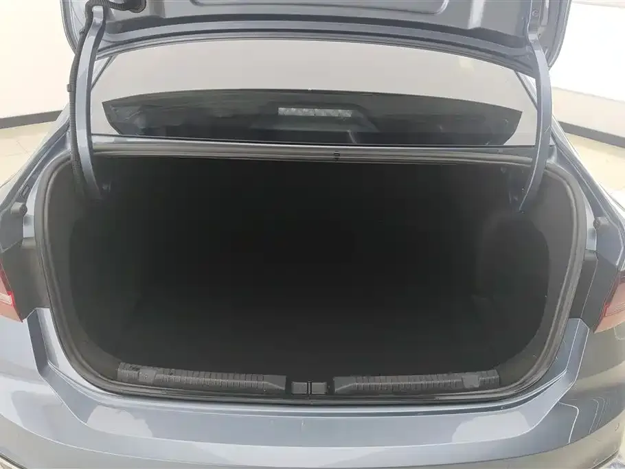 Volkswagen Lavida 2023 из CN, фото 5