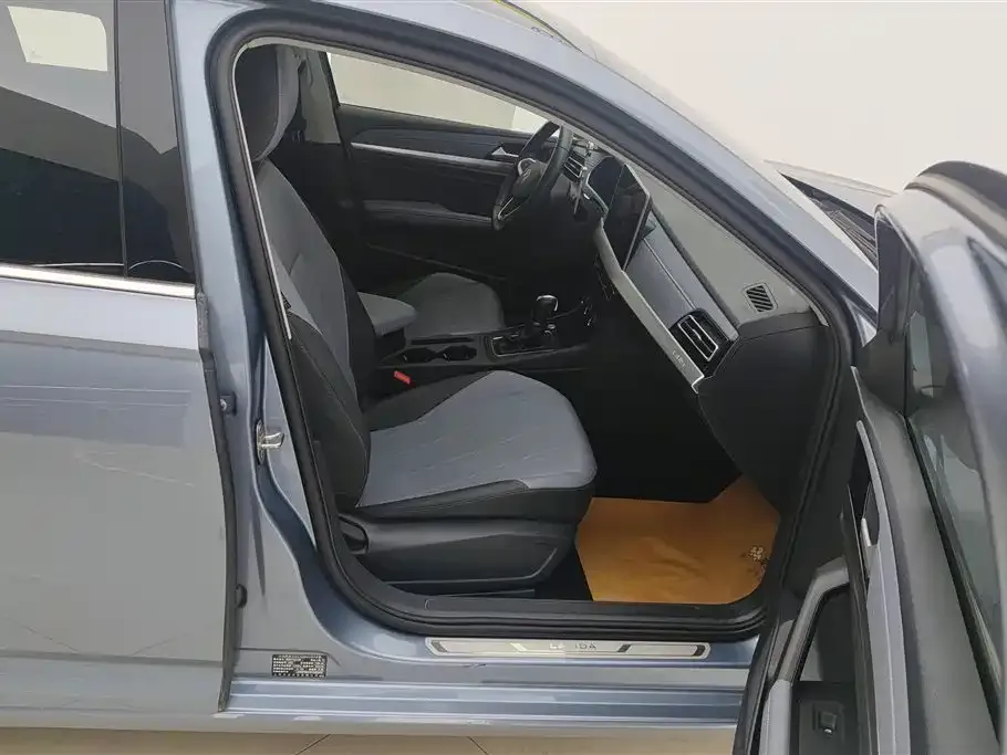 Volkswagen Lavida 2023 из CN, фото 3