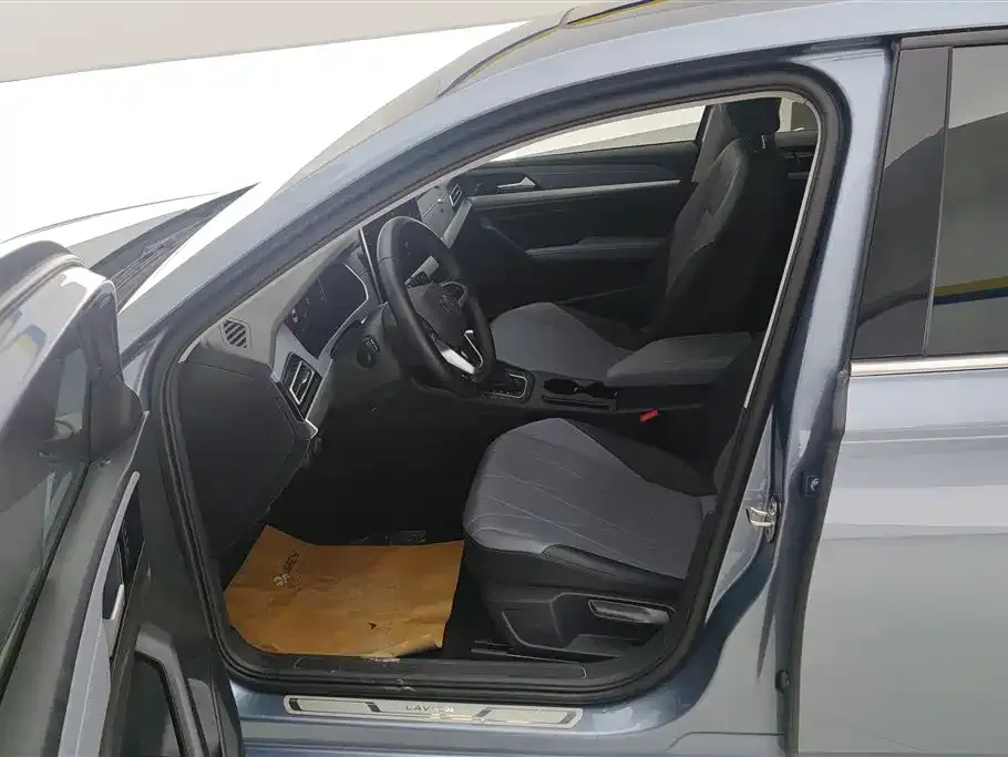 Volkswagen Lavida 2023 из CN, фото 2