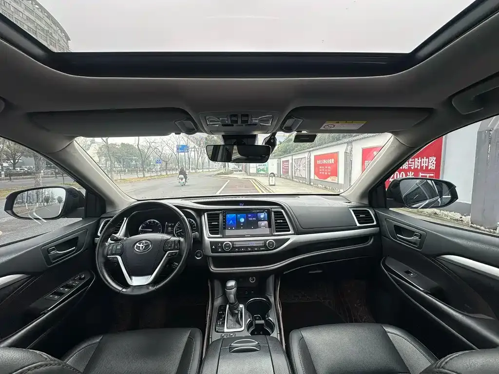 Toyota Highlander 2021 из CN, фото 4