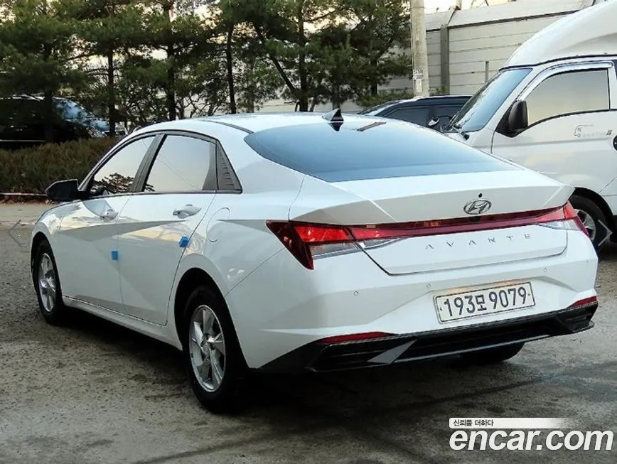 Hyundai AVANTE — фото 8