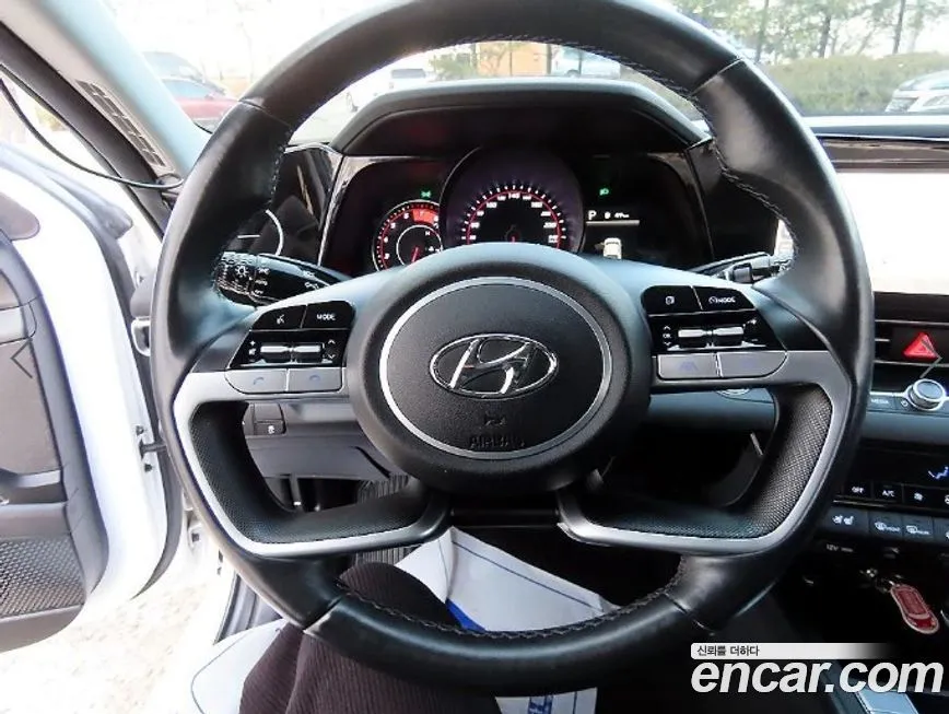 Hyundai AVANTE — фото 10