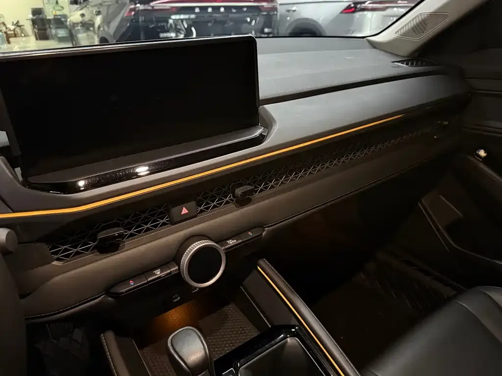 Honda Accord — фото 6