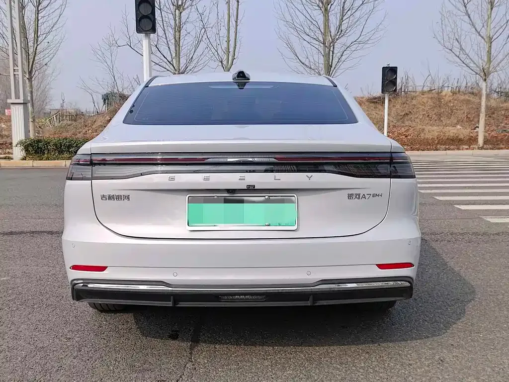 Geely 银河A7 2025 из CN, фото 4