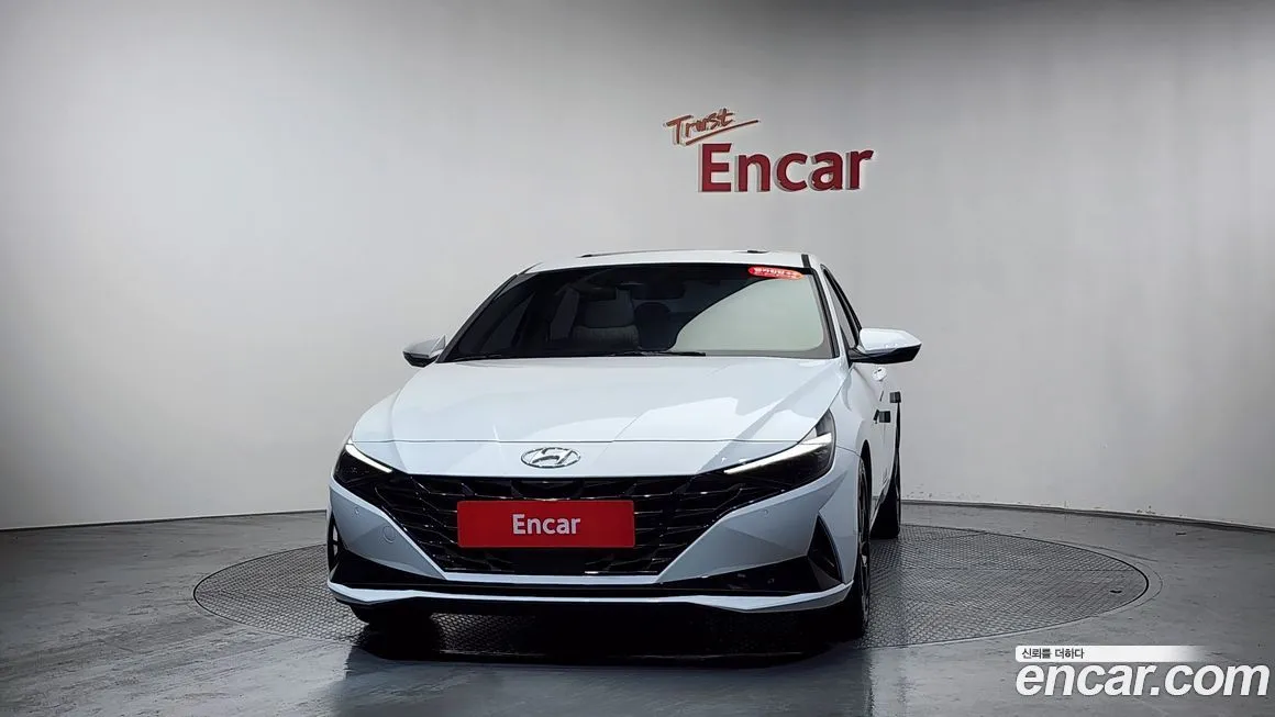 Hyundai AVANTE — фото 3
