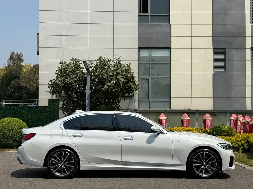 BMW 3 Series — фото 10