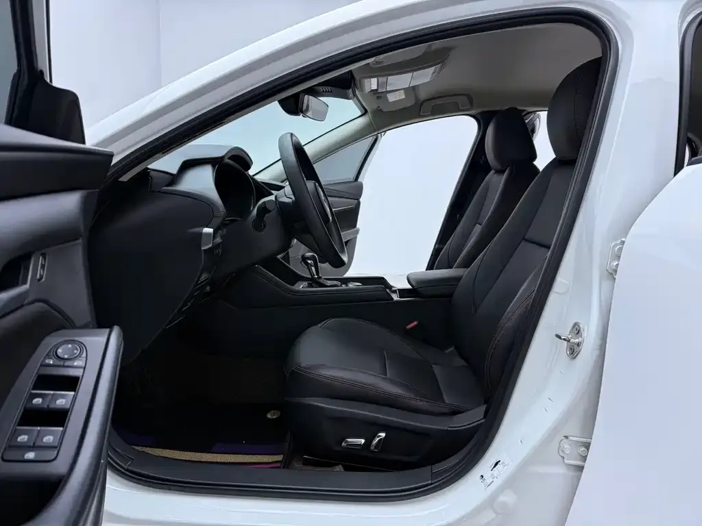 Mazda 3 Axela 2021 из CN, фото 8