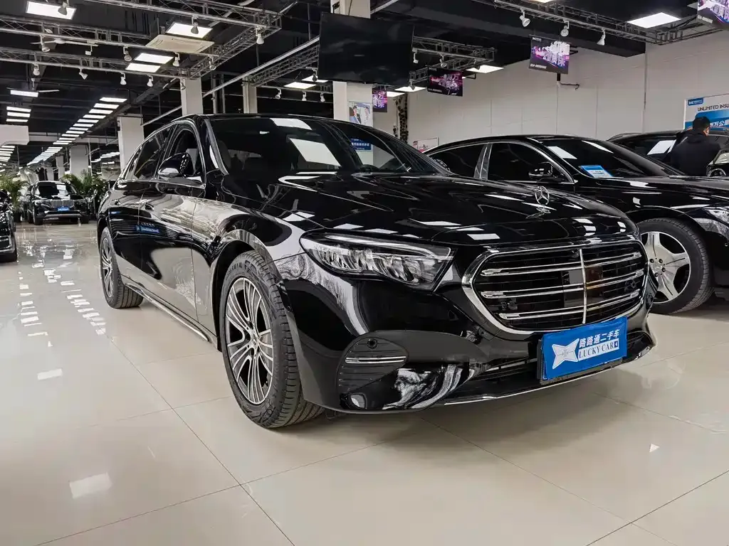 Mercedes-Benz E-Class 2025 из CN, фото 2