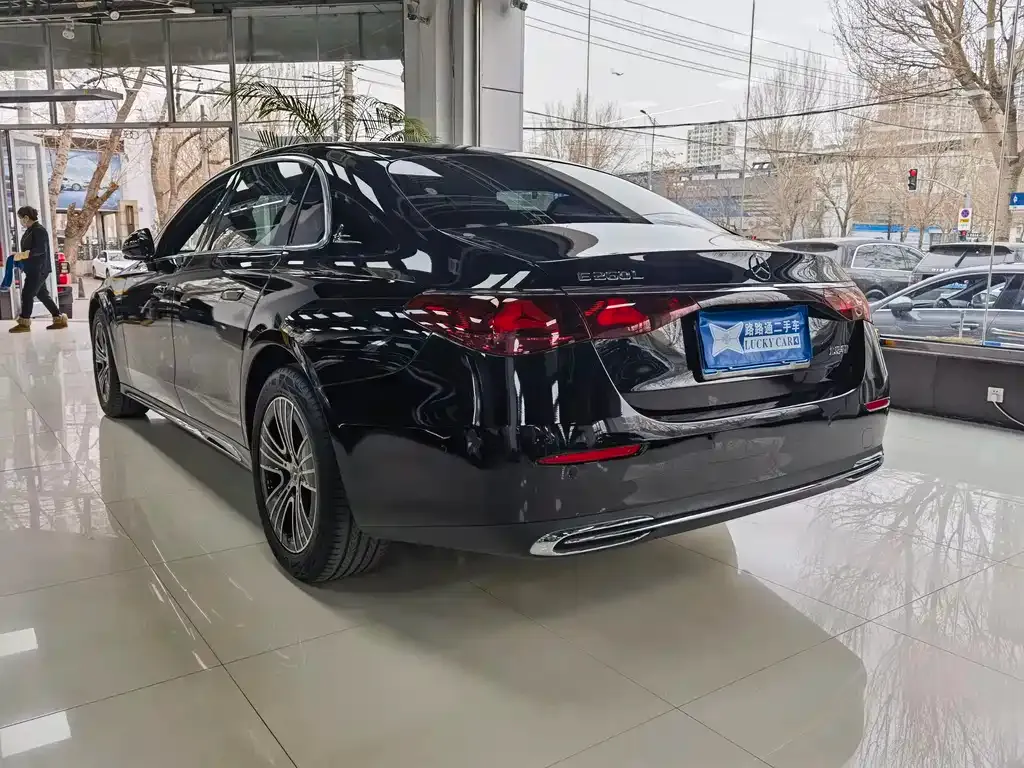 Mercedes-Benz E-Class 2025 из CN, фото 7