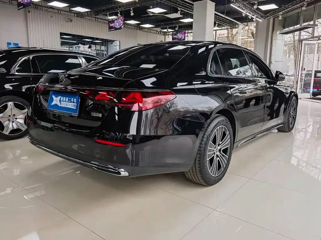 Mercedes-Benz E-Class 2025 из CN, фото 8