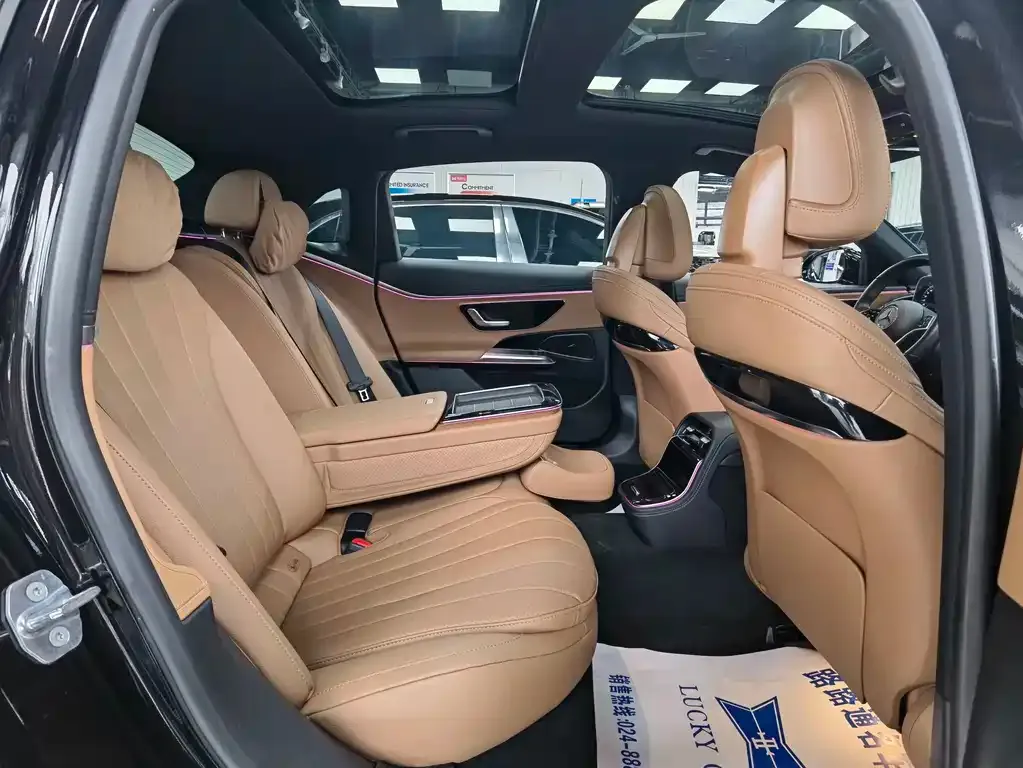Mercedes-Benz E-Class 2025 из CN, фото 3