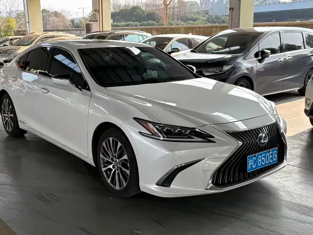 Lexus ES 2021 из CN, фото 3