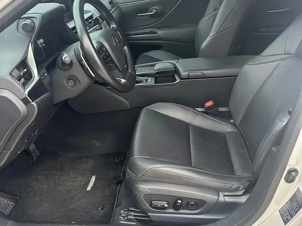 Lexus ES 2021 из CN, фото 5