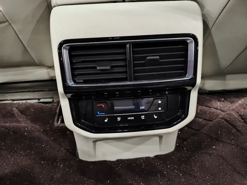 Volkswagen Viloran 2022 из CN, фото 8