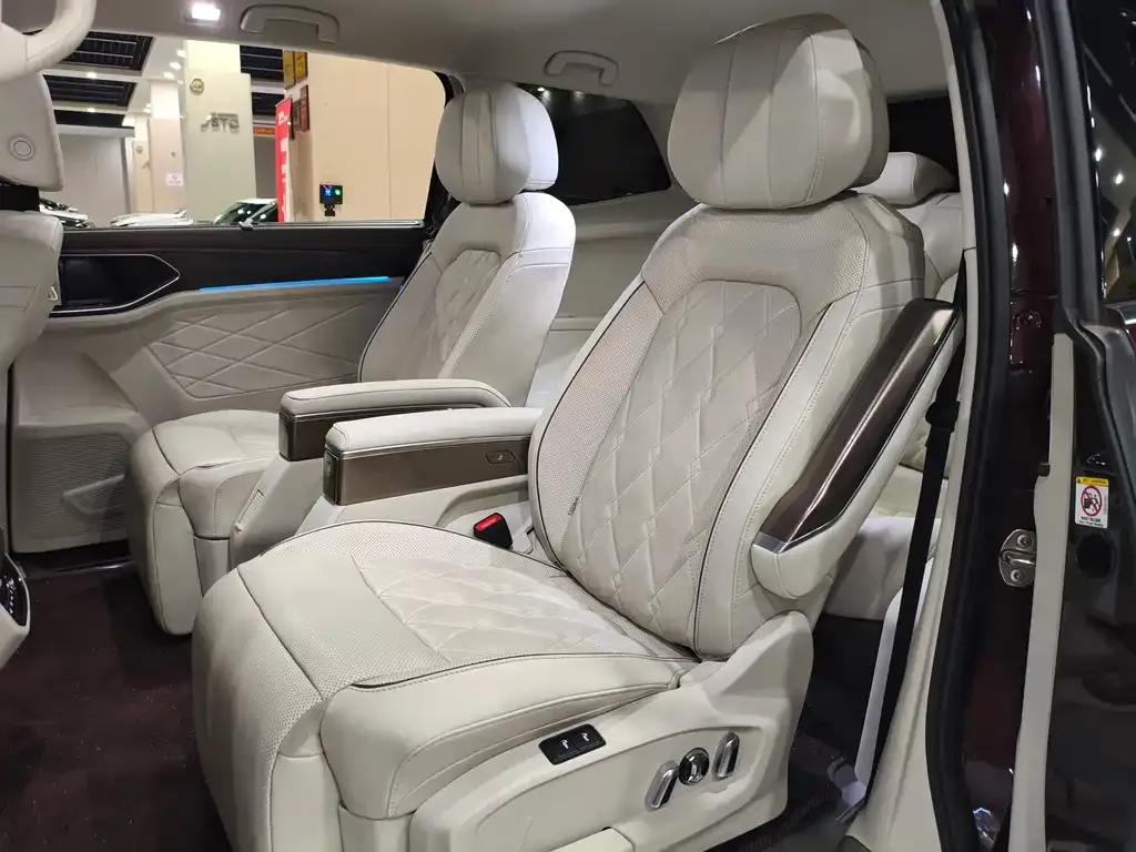 Volkswagen Viloran 2022 из CN, фото 6