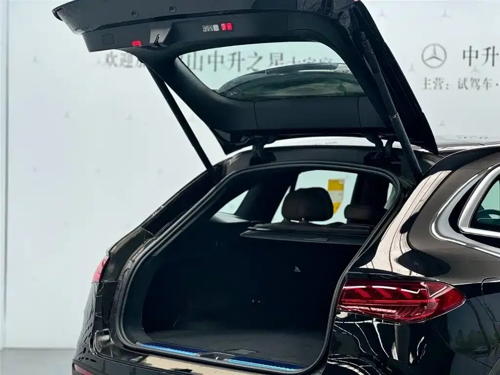 Mercedes-Benz EQE SUV 2025 из CN, фото 8