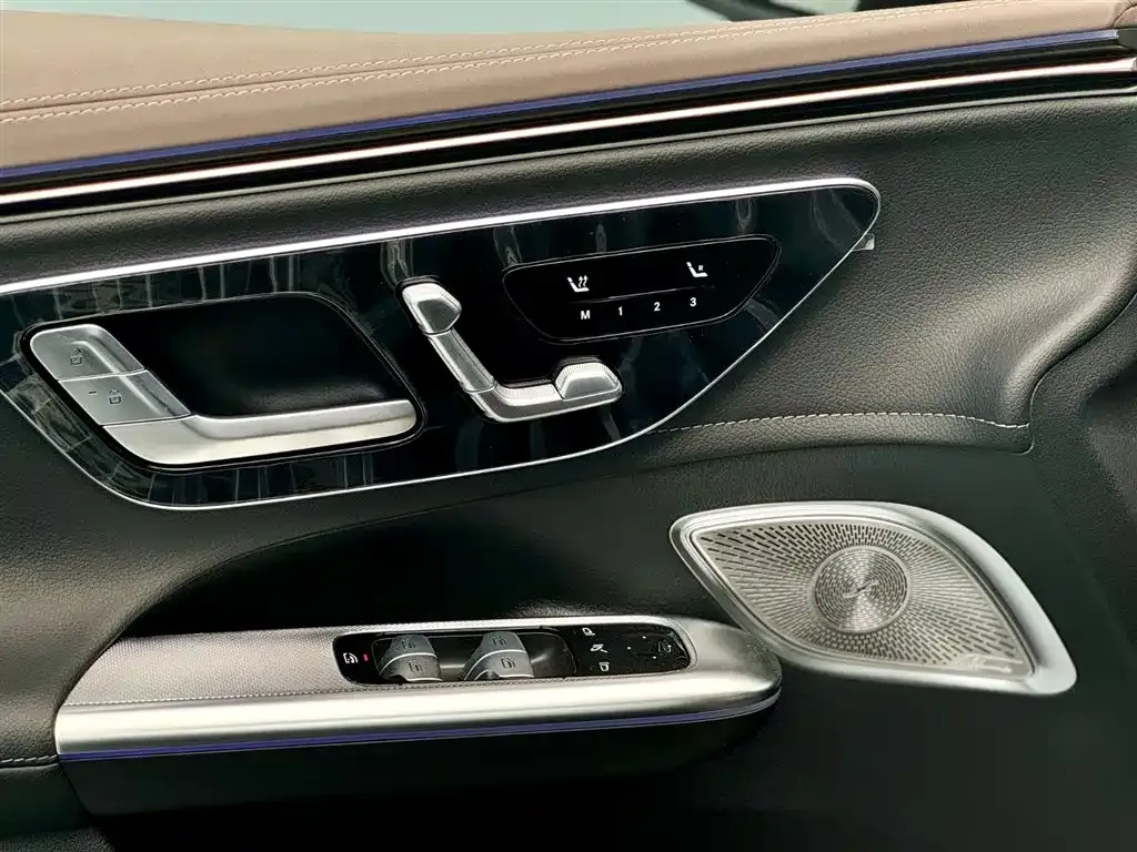 Mercedes-Benz EQE SUV 2025 из CN, фото 7