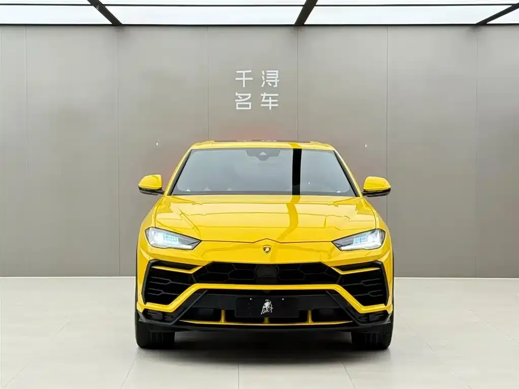 Lamborghini Urus — фото 2