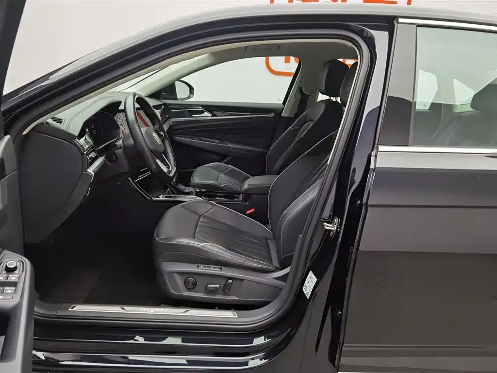 Volkswagen Passat — фото 9