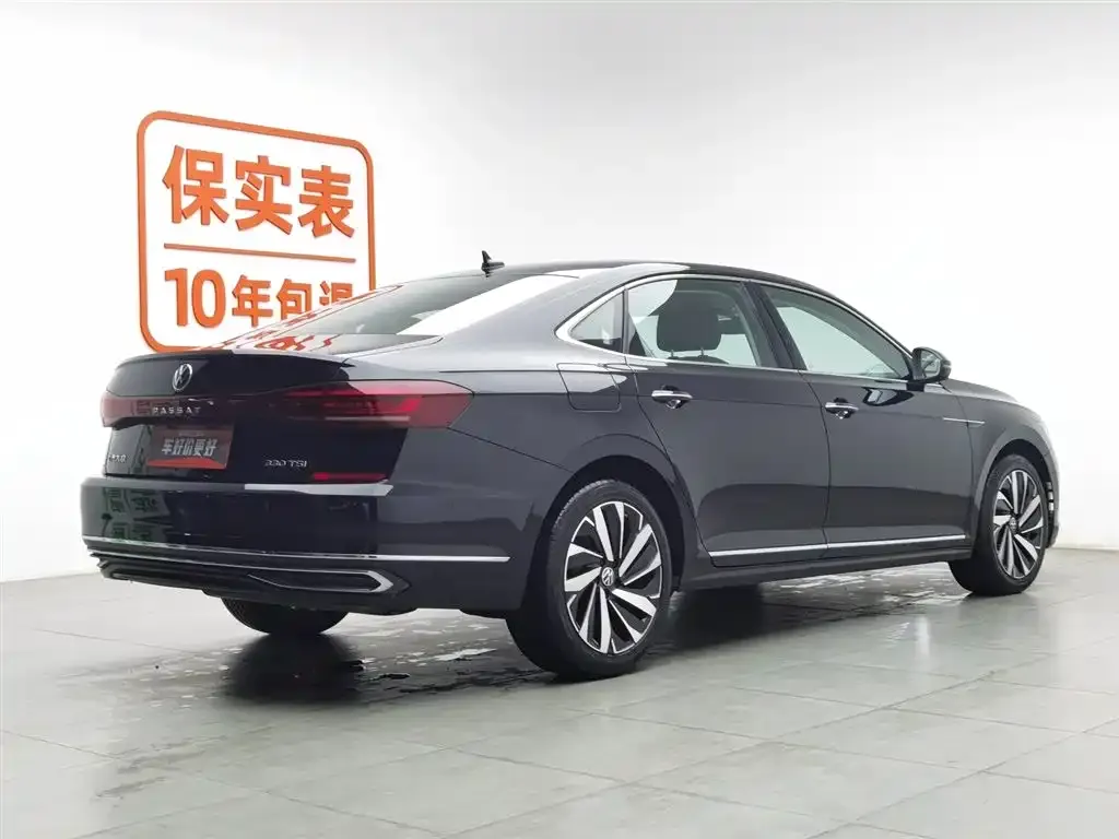 Volkswagen Passat — фото 10