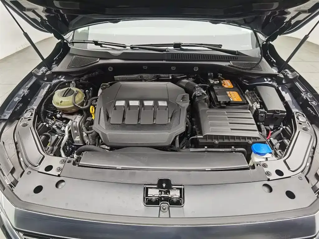 Volkswagen Passat — фото 6