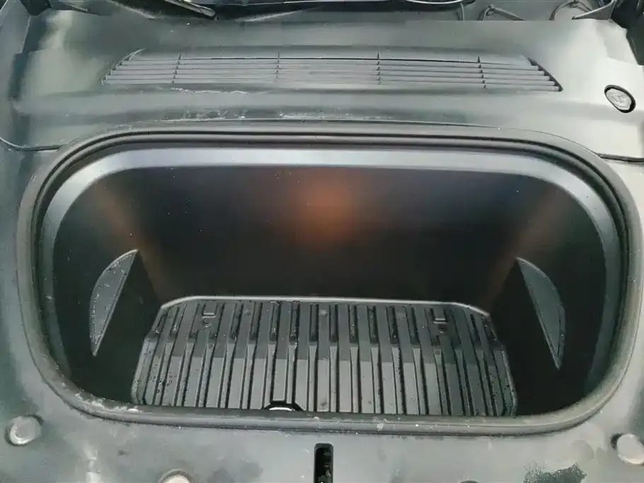 Tesla Model Y 2023 из CN, фото 4