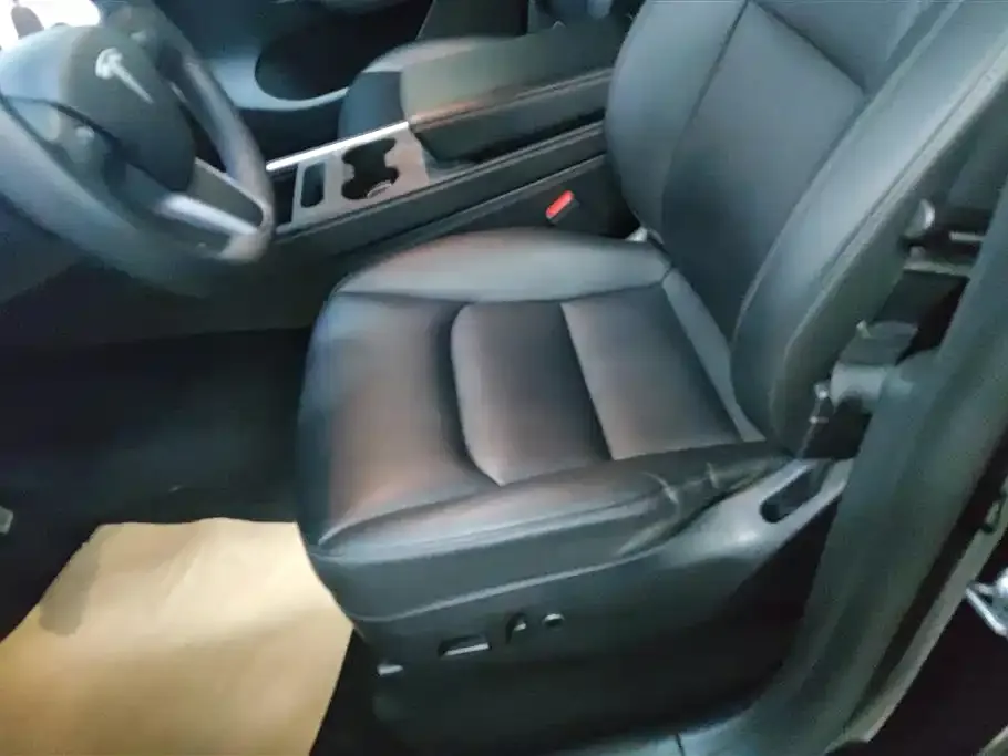 Tesla Model Y 2023 из CN, фото 5