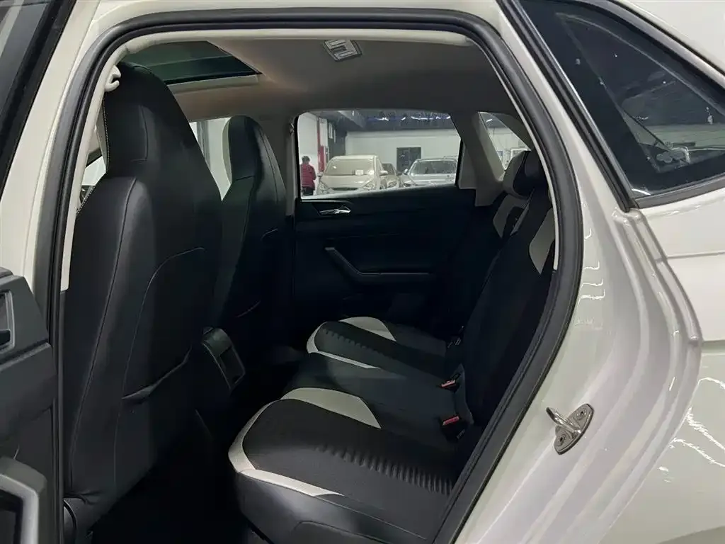 Volkswagen Polo 2022 из CN, фото 9